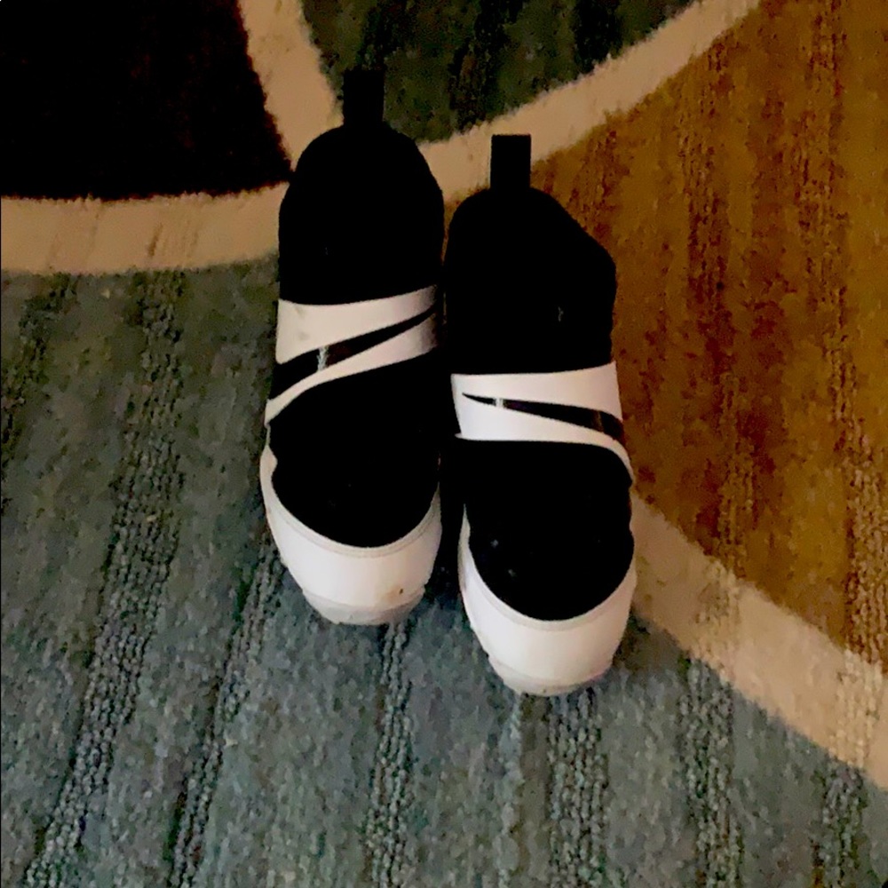 Football cleats